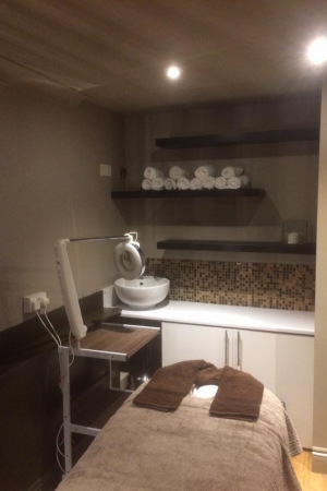 Visit the best hair & beauty salon in Brighton - Beach Salon, Hove